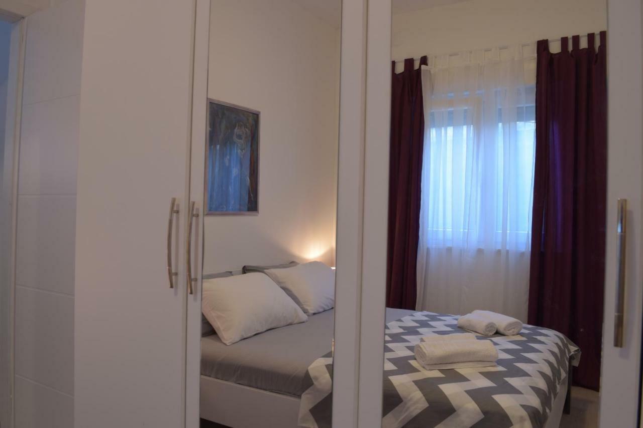 Richi Apartment Split Bagian luar foto